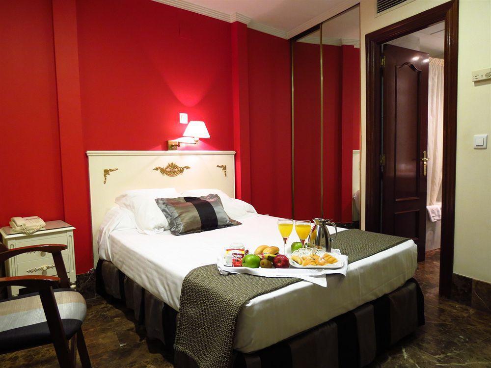 Hotel Boutique Catedral Valladolid Exteriör bild