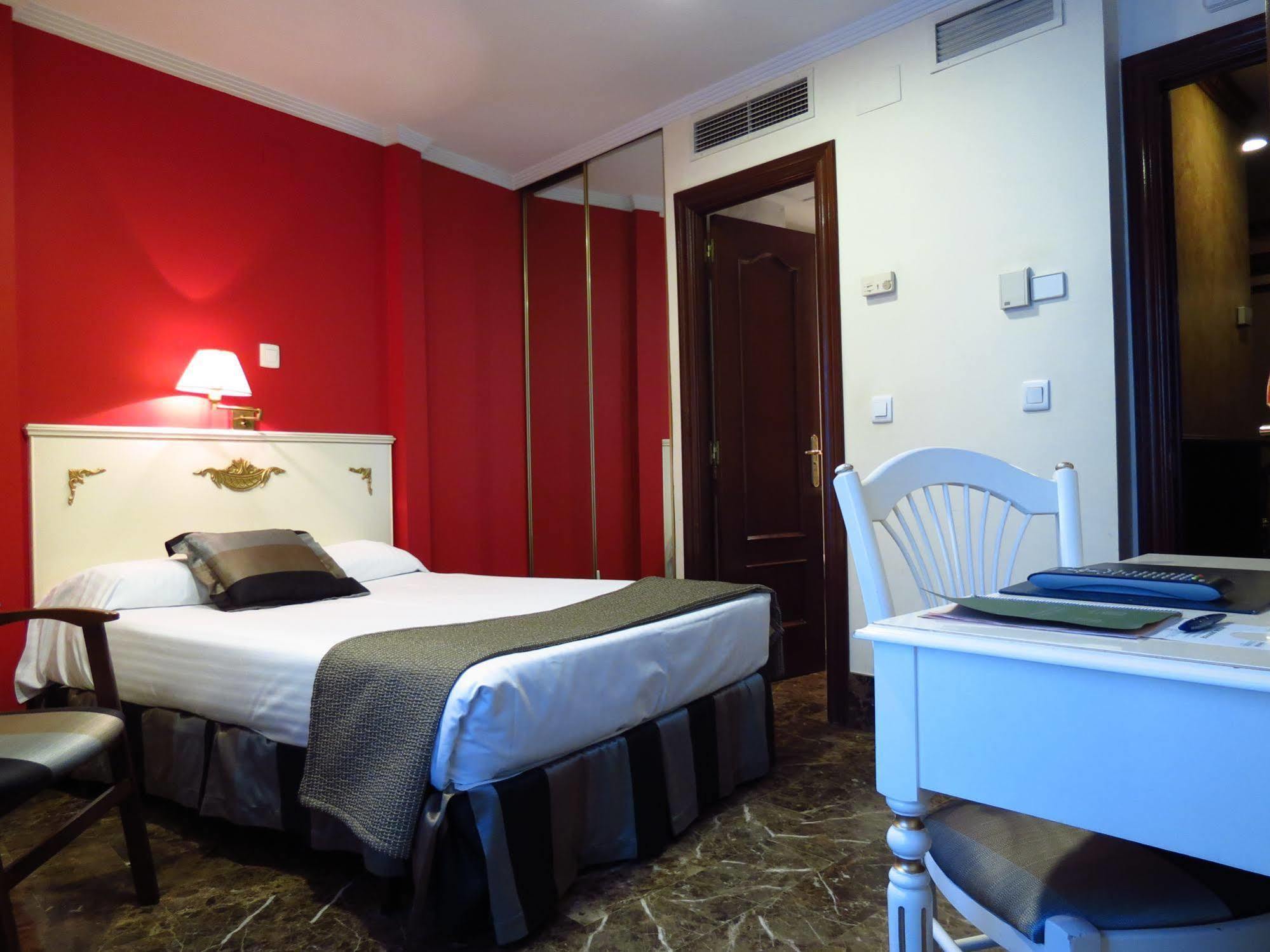 Hotel Boutique Catedral Valladolid Exteriör bild
